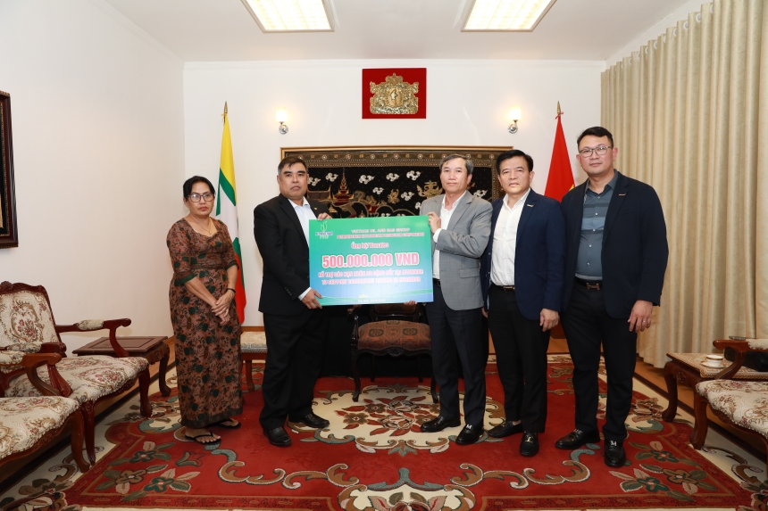 PVEP GỬI LỜI CHIA BUỒN VÀ TRAO QUÀ ỦNG HỘ NẠN NHÂN ĐỘNG ĐẤT TẠI MYANMAR