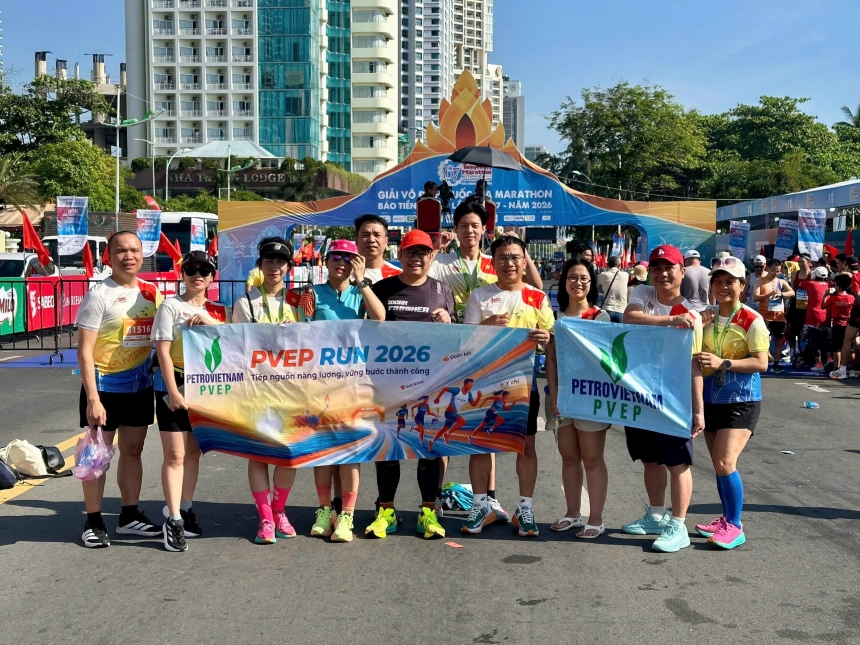ĐOÀN VẬN ĐỘNG VIÊN PVEP TẠI  GIẢI TIỀN PHONG MARATHON 2026: TIẾP NGUỒN NĂNG LƯỢNG, VỮNG BƯỚC THÀNH CÔNG
